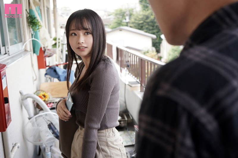 『巨乳』 ゴミ部屋の絶倫濃厚オヤジに乳首ビンビンで爆乳を揉まれて中出し...