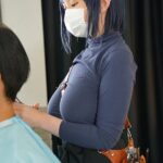 『巨乳』 1000円カットのおネエさんにスいてもらう本。実写版 原作 越山弱衰 累計売上6万部越えエロ度120％の肉感コミックを実写化！ 【FANZA】