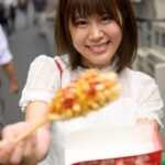 『巨乳』 現役JDおじ散歩 ニコニコおやじを転がす留年中のパパ活ビッチ女子大生をオヤジたちの種付け同好会に入会させ 中年肉棒調教でメス豚開発調教しました。 【FANZA】