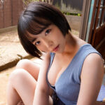 『巨乳』 10年ぶりに会った従姉（いとこ）の抜きテクに我慢できず三日三晩で15発も射精させられた童貞の僕 三宮つばき 【FANZA】