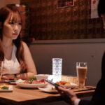 『巨乳』 お酒に酔った巨乳女上司とまさかの相部屋 AM0:00酔った先輩は童貞の僕でも押せばヤレそうです 小宵こなん 【FANZA】