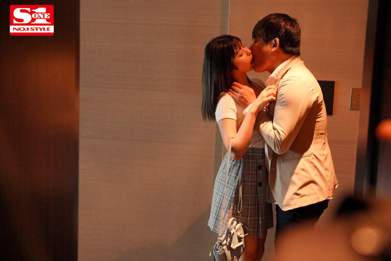 『巨乳』 交わる体液、濃密セックス 完全ノーカットスペシャル 似鳥日菜...