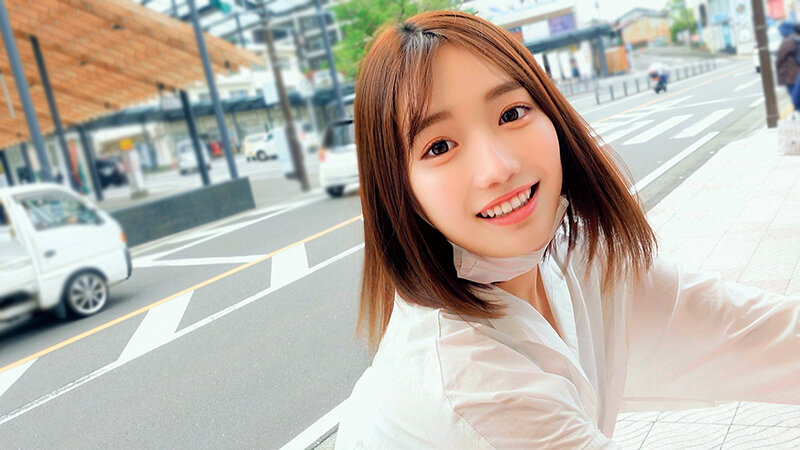 『巨乳』 性欲剥き出しG乳女子大生 卒業旅行 ゴム無し4本番 【FAN...