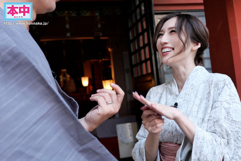 『巨乳』 僕とJULIA、結婚してみました。 2人で協力しながら’ラブ...