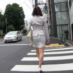 『巨乳』 【秘書スペシャル！】ぶっかけ！OLスーツ倶楽部25＋厳選秘書7名総集編付き2枚組480分 豪華版 【FANZA】