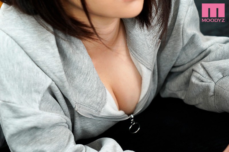 『巨乳』 女として意識した事なかった幼なじみが隠れ巨乳だったのを知って...