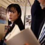 『巨乳』 痴●の指マンがストライクすぎて…声も出せず糸引くほど愛液が溢れ出し堕とされた私 月雲よる 【FANZA】