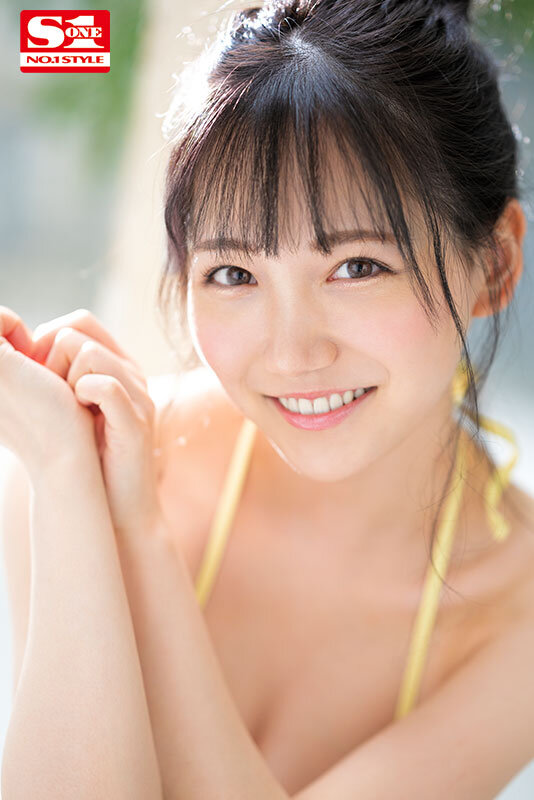 『巨乳』 エロめっちゃ可愛い三田真鈴の初・体・験3本番 人生初めて尽く...