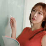 『巨乳』 女教師 リモートイカされ エロチャット副業がバレた先生は投げ銭バイブで公開調教される一部始終を配信されて… うんぱい 【FANZA】