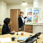 『巨乳』 【職場でヤレる女】 同じ部署で働く後輩は僕のセフレちゃん 勤務中に甘えてくる可愛い女-実はこの女Gカップです。-旅行代理店営業 莉央 24歳 流川莉央 【FANZA】