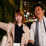 『巨乳』 「終電無いならウチきます？」妻が待っているのに終電逃し後輩女子の家に泊まることに…仕事姿からは想像できなかった巨乳に盛り上がりすぎて騎乗位で中出しさせてもらった 紺野るり 【FANZA】