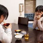 『巨乳』 隣に住むJ系ママが大きなおっぱいと包容力で僕を甘やかしてくれる！バブみ感じて赤ちゃん返りSEX 柏木こなつ 【FANZA】