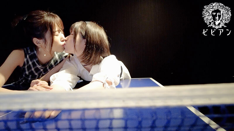 『巨乳』 濡れて、はしゃいで、ぬくもり求めて寄り添い合って。 所かまわ...