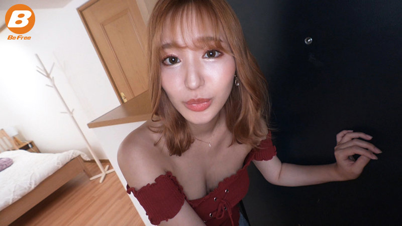 『巨乳』 彼女のお姉さんは超ビッチでヤリマン！彼女が不在の間を狙って僕...