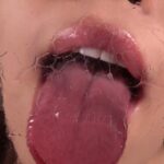 『巨乳』 密着して舐め尽くす むしゃぶり唾液痴女 香坂紗梨 【FANZA】