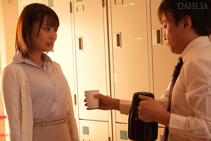 『巨乳』 キメセク女教師奴● 僕を助けてくれる先生がいじめっこの肉便器...