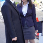 『巨乳』 局地的豪雨で後輩女社員と相部屋 濡れた豊満巨乳と痴女テクに一晩で寝取られた既婚者の僕 莉々はるか 【FANZA】