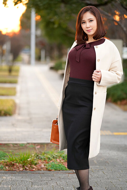 『巨乳』 媚薬オイルで人妻崩壊 関西のIカップ爆乳奥さま個人撮影。挿入...