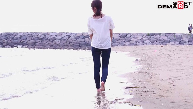 『巨乳』 健康的な小麦肌が眩しい家族を支えるしっかりママさん。 松本麗...