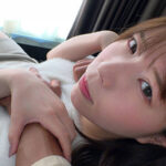 『巨乳』 あざと顔で見つめてくるのにヤラせてくれない僕のパイフレをその気にさせて密着乳揉みしだき 【FANZA】