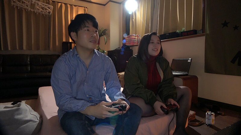 『巨乳』 「もう終電ないから、いっぱいデキるよ///」至近距離でのアク...