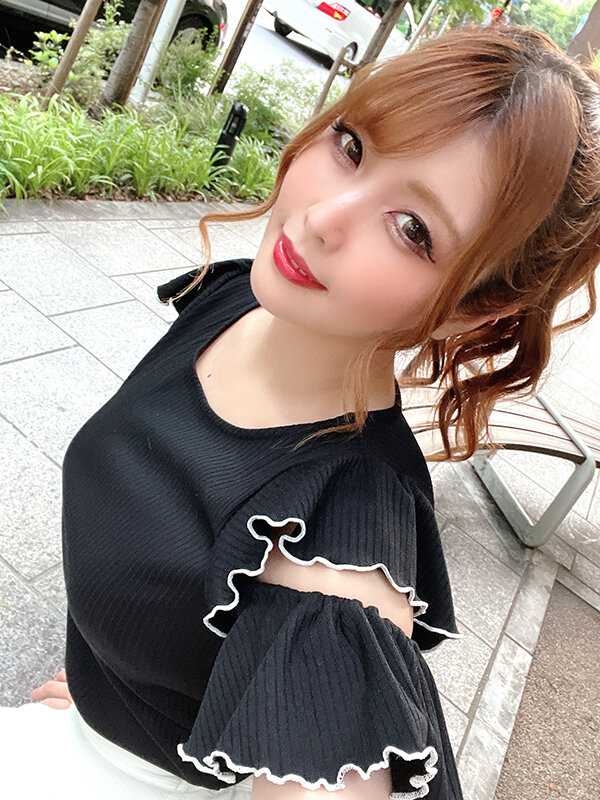 『巨乳』 【ギャルビッチ若妻】美容師奥さま28歳 遊び足りないスレンダ...