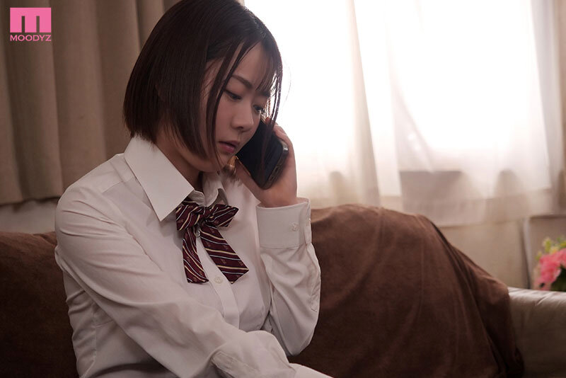 『巨乳』 不登校な地味生徒は脱いだら凄っい神乳ボディだった…共働き保護...