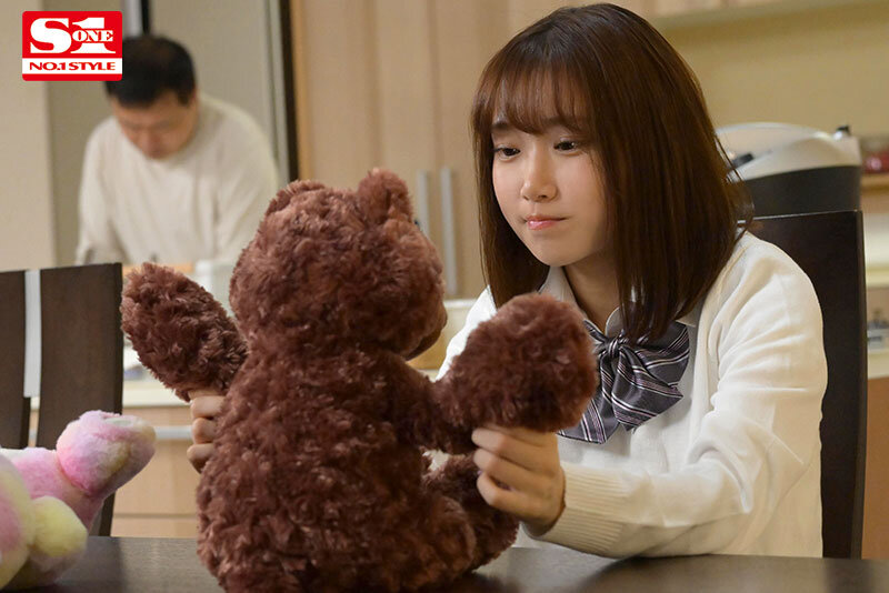 『巨乳』 「お風呂はお父さんと一緒がいいもん！」乳だけは大人に実った甘...