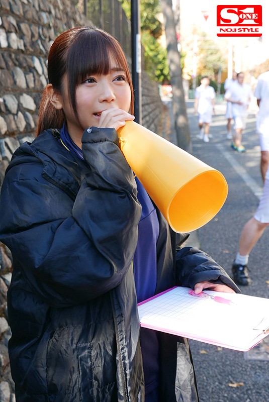 『巨乳』 嫌な顔しないで汗臭チ●ポを笑顔挟射してくれる献身パイズリ性処...