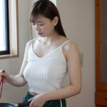 『巨乳』 友人達に狙われた神乳なのに無防備すぎる僕の彼女 …綾瀬こころ 【FANZA】