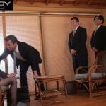 『巨乳』 身代わり性接待 エリート美人社長は会社を守る為取引先のオヤジ達に朝までイカされ続ける… 二階堂麗 【FANZA】