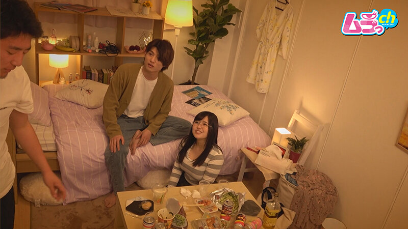 『巨乳』 ニンゲン観察 さっきまで友達だったハズなのに勃起チ〇ポには抗...