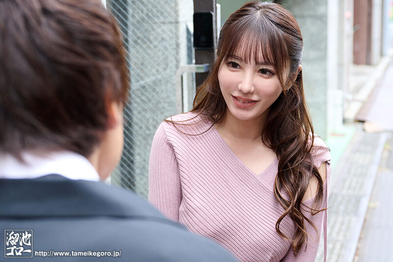 『巨乳』 地域密着デリヘルを呼んだら隣の奥さんがやって来た！ 「どんな...