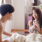 『巨乳』 酔いつぶれた僕を優しく介抱してくれるスレンダー巨乳の後輩が無自覚に誘惑してくるので、朝まで何度も何度もセックスし続けました。 葉風ゆりあ 【FANZA】