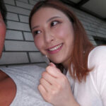 『巨乳』 毎晩違う男を連れ込んでいる隣りのお姉さんにあざといぐらいに誘惑されて、無理矢理中出しさせられてしまったボク。 蜜美杏 【FANZA】