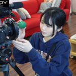 『巨乳』 「監督志望だけど本当は女優さんになりたかった」 制作会社3年目の地味AD國森ありさ 諦めていたAV女優に大変身デビューします！ 【FANZA】