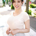 『巨乳』 日本で一番ドスケベな熟女さん認定！熟女専門店のカリスマ巨乳風俗嬢、裏オプおねだりしたら、痴女りまくり13発射させるスンゴイ画が撮れちゃいました。 【FANZA】