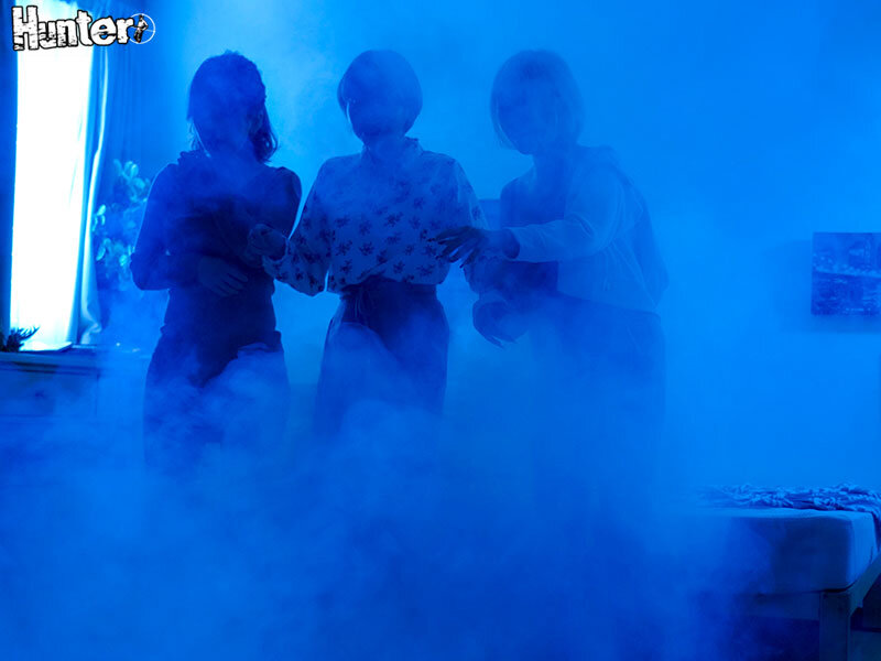 『巨乳』 催淫ガス強●スプラッシュ発情空間～突然出来た可愛すぎる3人の...