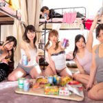 『巨乳』 開始0秒で即エッチ！200分ほぼヤリまくり！格安ゲストハウスに入居したら実家にも帰れない超絶エロいワケ有りバツイチアラサー巨乳淑女ばかり！ 【FANZA】