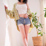 『巨乳』 高身長170cmOVER スカイタワー系色白BODY りょうAVデビュー 【FANZA】