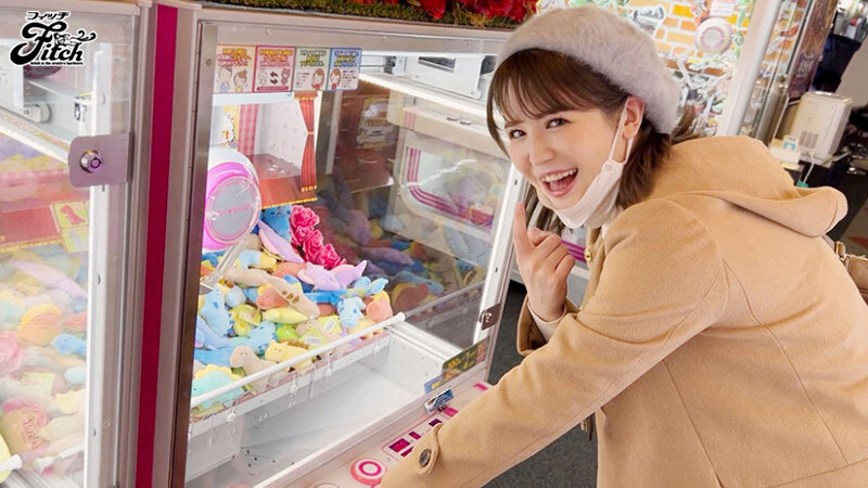 『巨乳』 脱がせたら凄かった！同じ大学に通うえまちゃんは可愛い博多弁で...