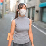 『巨乳』 天然巨乳を揉む 服の上からでもわかるボリュームおっぱいを着衣や生で揉んだり吸ったりこねくり回したり 【FANZA】