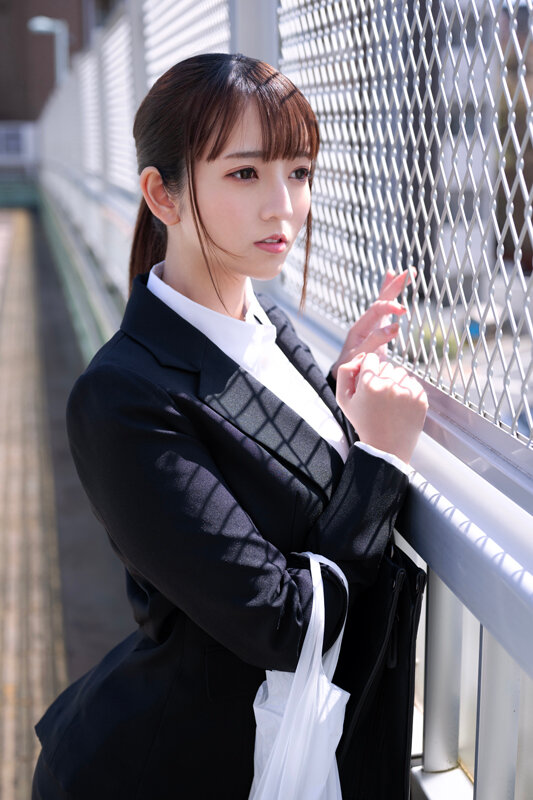 『巨乳』 超密着ドキュメンタリー 20代半ばの再就職活動 小花のん 【...