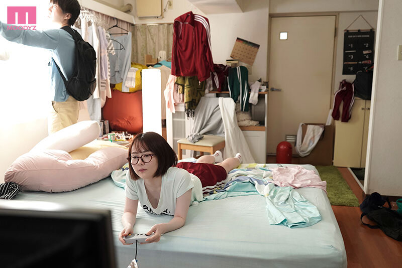 『巨乳』 はじめて彼女ができたのに…隣に住む喪女ニートお姉さんに食べら...