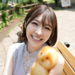 『巨乳』 この日を一生忘れない。美人CAになった幼馴染に再会し フライト前の数時間でデートしてキスして一生分ハメた乱気流みたいな激しいセックス。 つばさ舞 【FANZA】