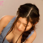 『巨乳』 ＃ノーブラ無防備誘惑＃実はムッツリ絶倫巨乳少女＃三度の飯よりカチコチ肉棒 清楚系人見知り女子はチ●ポ見ると即濡れしちゃう小悪魔ビッチの申し子 設楽ゆうひ 【FANZA】