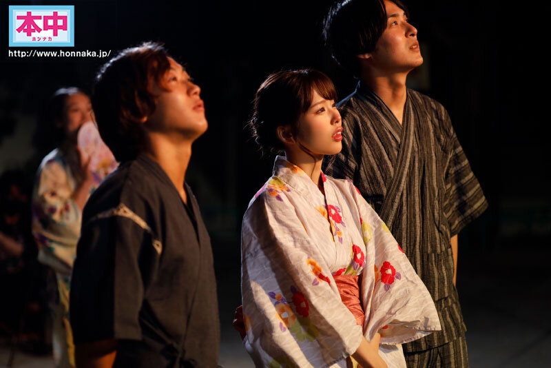 『巨乳』 花火大会の夜、狂わせた突然の大雨 失恋して傷心びしょ濡れクラ...