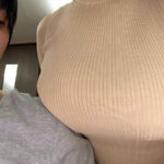 『巨乳』 何年かぶりに再会したパツパツスーツの叔母さんは実は社内セクハラで毎日ぶっかけられてるザーメン中毒デカパイ妻・肉感！OL倶楽部11 小梅えな 【FANZA】