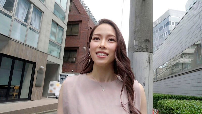 『巨乳』 完全プライベート映像 ありえへん肉体の美乳美白美女・二宮和香...