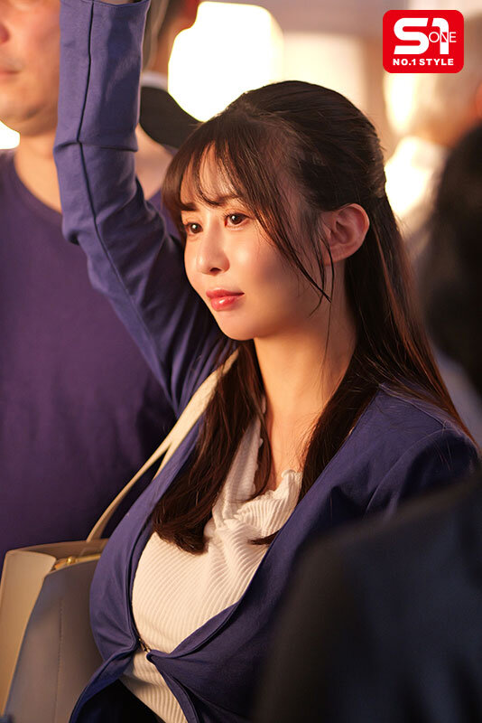 『巨乳』 公然わいせつ級Kカップ秘書を我慢できずにメチャクチャ痴●して...